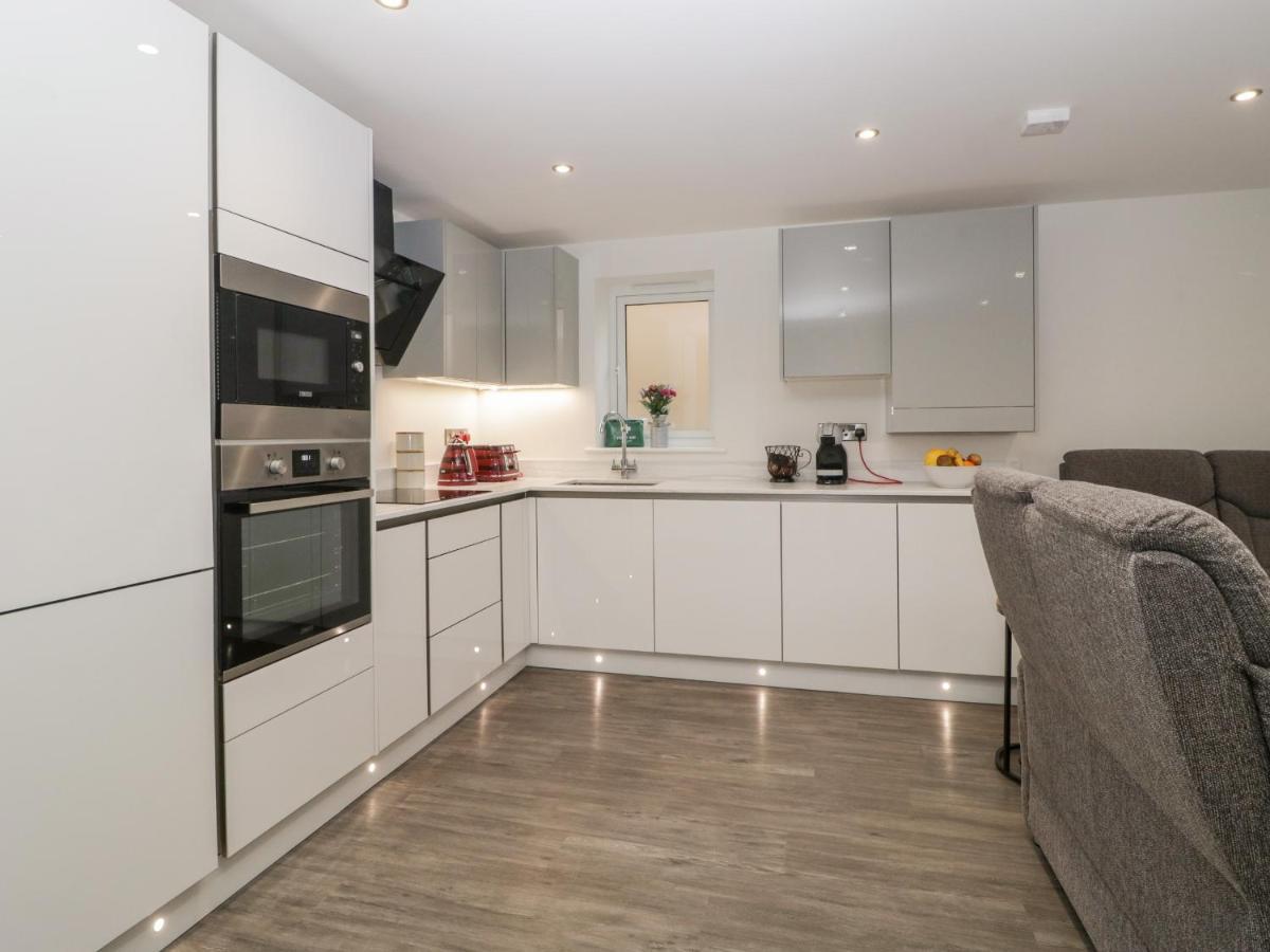 Flat 2, 38 Preston Road Apartment Weymouth Ngoại thất bức ảnh